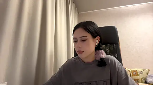 AteEtonian's Live XXX Chat