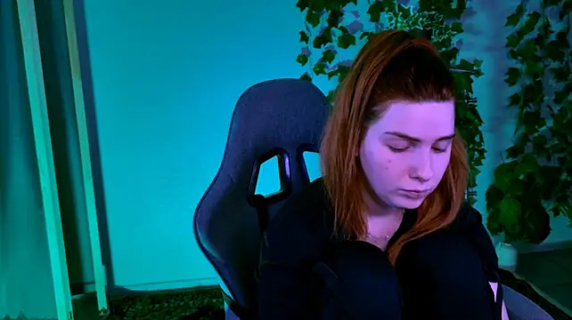 AliceCUNTach – Live XXX-chat