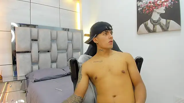 Ruslan_marcel – Naživo XXX chat
