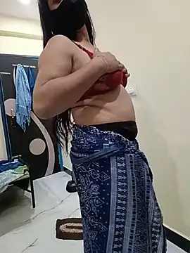 Ragni-kaur Adlı Modelin Canlı XXX Sohbeti