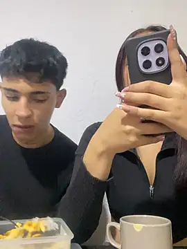 Chat XXX en directo de Ambar_a_Camilo