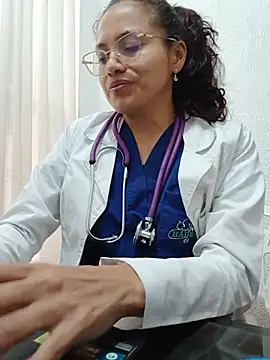 Chat +18 de Dra_valentina ao vivo