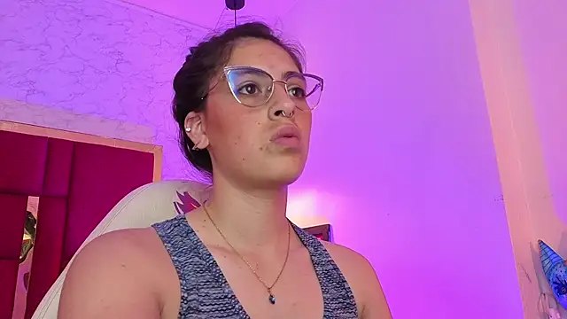 moon_winy's Live XXX Chat