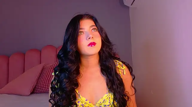 MiiaaVelvett__'s Live XXX Chat