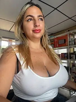 Chat XXX ao vivo de sammyqueenx21