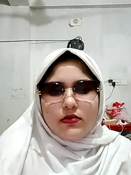 Nusrat-N Chat XXX in diretta