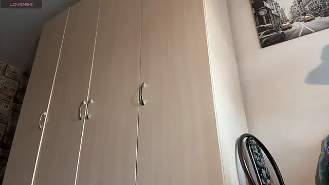 BivalentFalloff – Naživo XXX chat