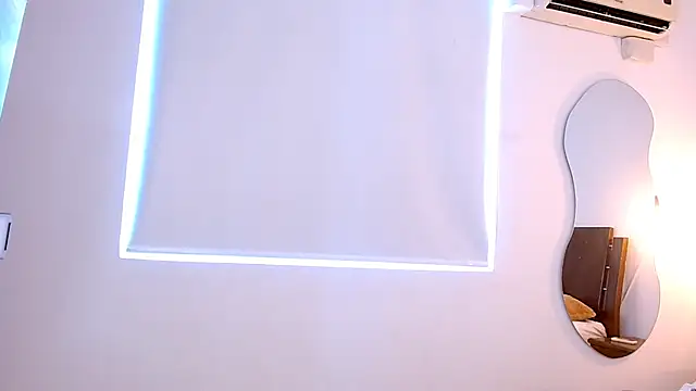XXX chat uživo modela Lilith_myerss