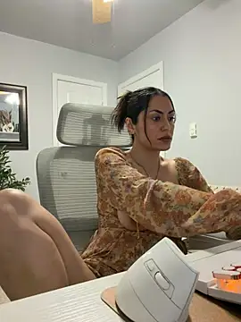 YourQueen18 XXX чат на живо