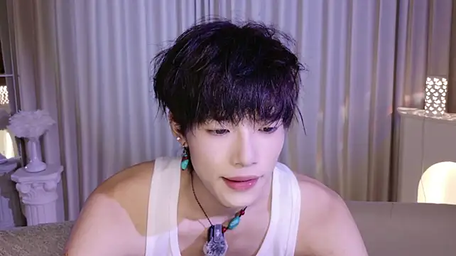 Chat XXX en directo de RenZeng