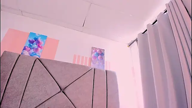 Isabela_VelvetのライブXXXチャット