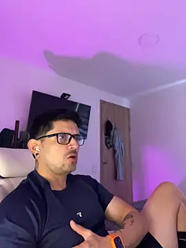 TroyeKnight 라이브 XXX 채팅