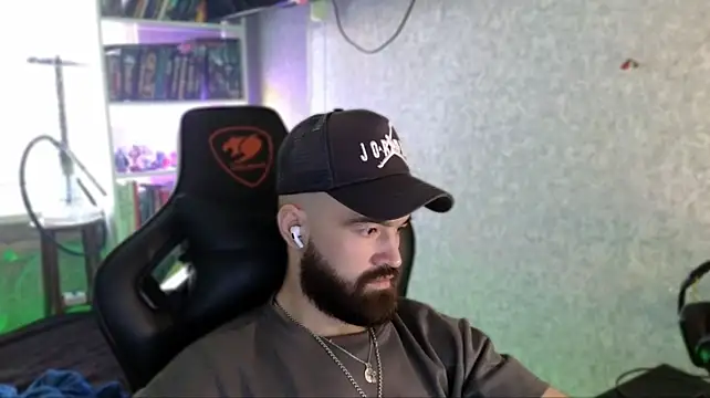 Chat XXX en directo de _Serious_Man
