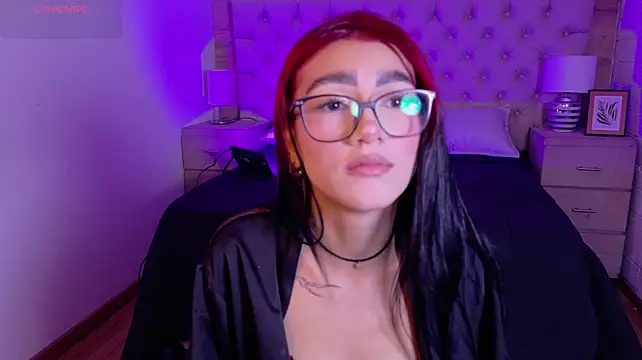 Nezukoo_1's Live XXX Chat
