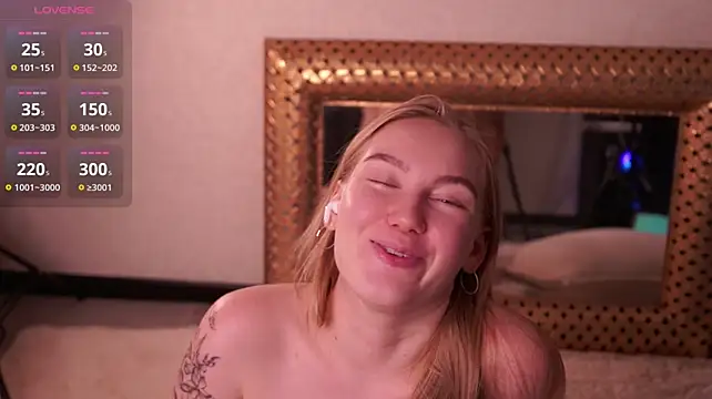 CherryJohnigan লাইভ XXX চ্যাট