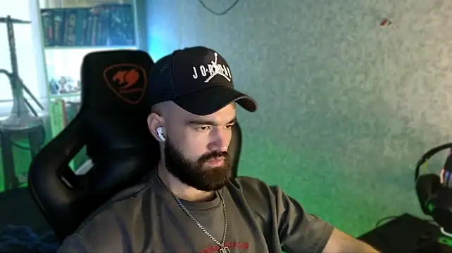 _Serious_Man XXX чат на живо