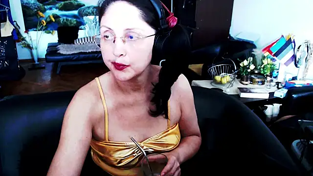 Chat XXX en directo de Imperatriza