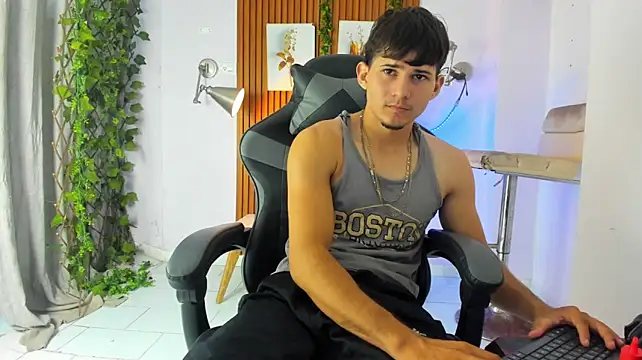 jhossua_xxx Шоу с уебкамера