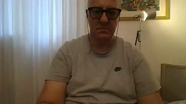 ANONIMO7735 Live XXX-Chat