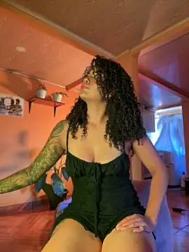 Chat +18 de Morenayaa ao vivo