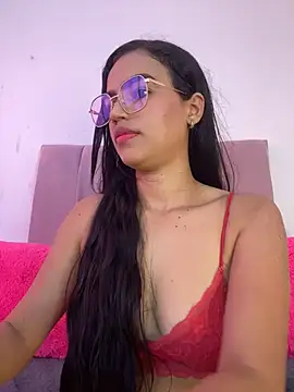 trex_x Adlı Modelin Canlı XXX Sohbeti