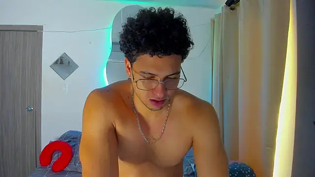 Kris_Khalifa69: вебкам-шоу