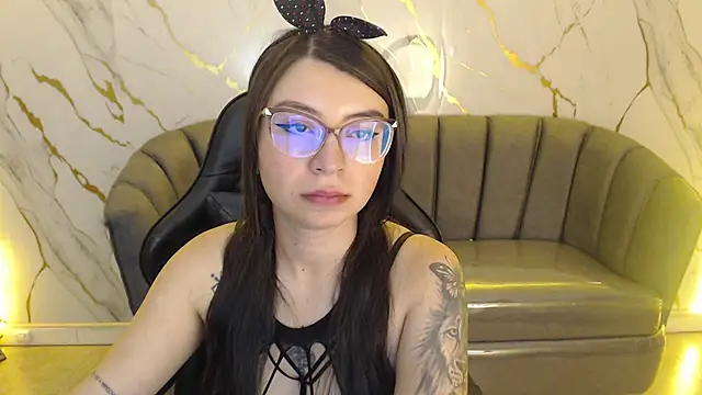 Chat +18 de doncellita_strong_tf ao vivo