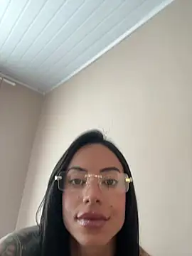 Chat +18 de Morenaviip ao vivo