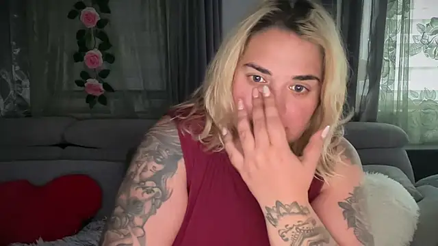 Monageil Live XXX-Chat