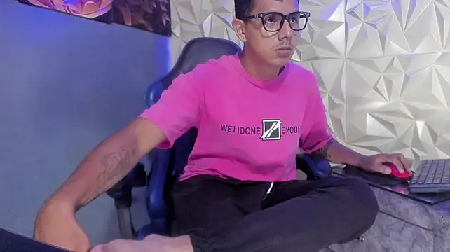 Chat XXX ao vivo de g_lincoln