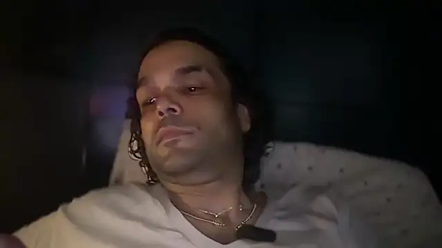 icebergslim281 élő XXX-chatje