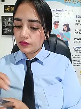 MAYE__13 Live XXX-chat