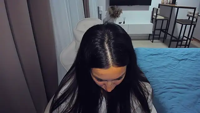 AvisFlowers' Live XXX Chat