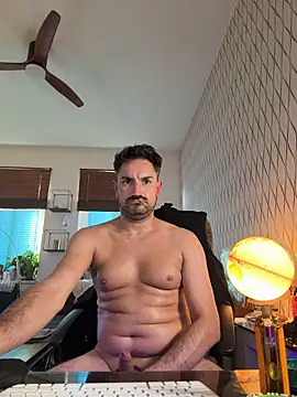 Онлайн чат XXX tomz0819