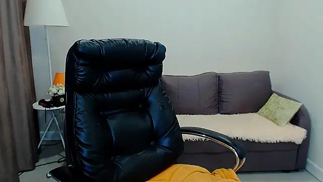 Chatroom XXX en direct de LiluMoon__