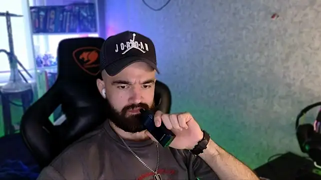 Онлайн чат XXX _Serious_Man