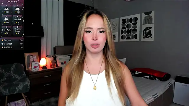 NastyH0tBABEx 现场XXX聊天