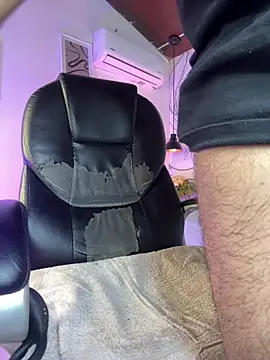 XXX chat uživo modela Samir_bear