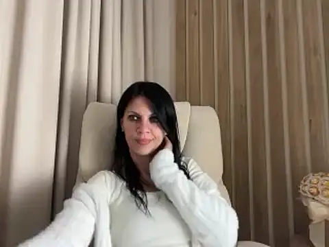 Chatroom XXX en direct de InjaAtHome