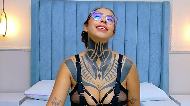 NicoleBlum's Live XXX Chat