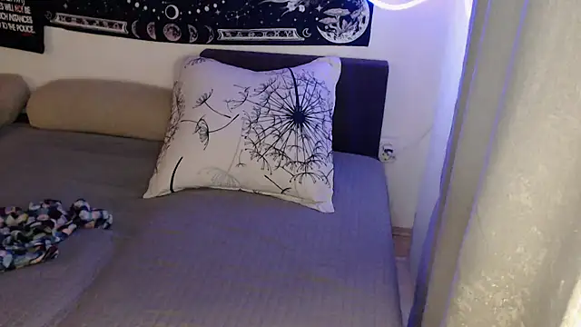 Chat XXX ao vivo de AlienforTwenty
