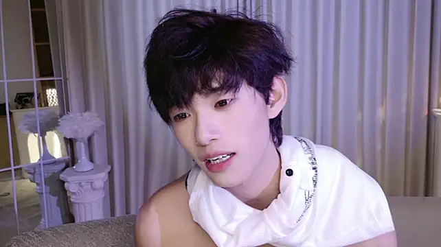 RenZeng live XXX chat