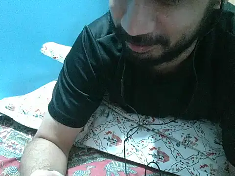 Precumboner Adlı Modelin Canlı XXX Sohbeti