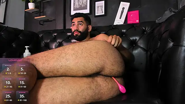 Chatroom XXX en direct de MattewRey