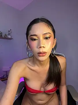 CassandraLovve Show in webcam