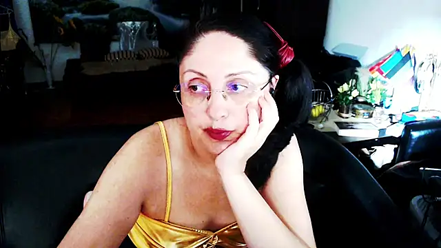 XXX chat uživo modela Imperatriza