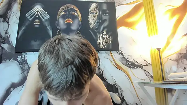 Chat +18 de mono_blonde ao vivo