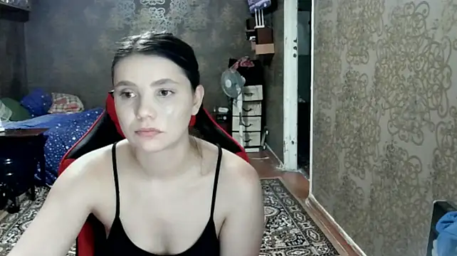 צ'אט XXX בשידור חי של EllisKiss