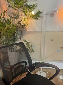 Miuxynh's Live XXX Chat