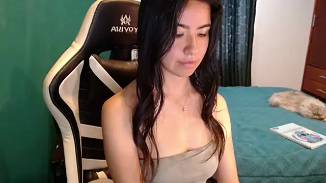 Chat XXX ao vivo de alice_middlee